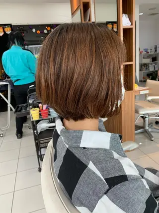 ミディアム カラー パーマ 白髪ぼかしハイライト 柳川拓哉のヘアスタイル