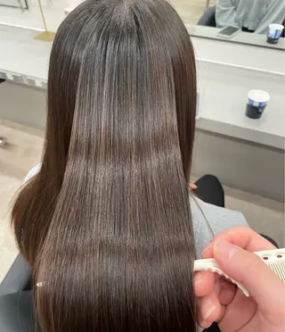 セミロング カラー パーマ ヘアアレンジ 艶髪/髪質改善/ 縮毛矯正⭐️熊野未来のヘアスタイル