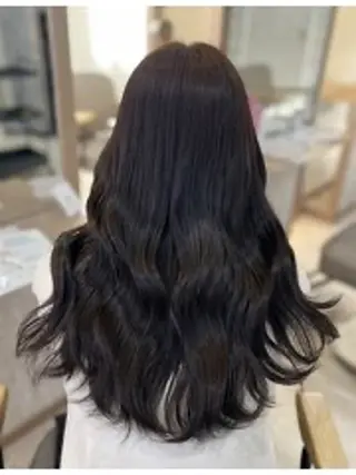 ロング カラー elu あやね‎🤍🫧のヘアスタイル