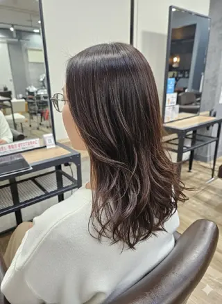 ロング 山田 一輝のヘアスタイル