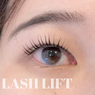 マツエク・マツパ TRICO八幡山所属・TORIC Taketaのマツエク・マツパデザイン