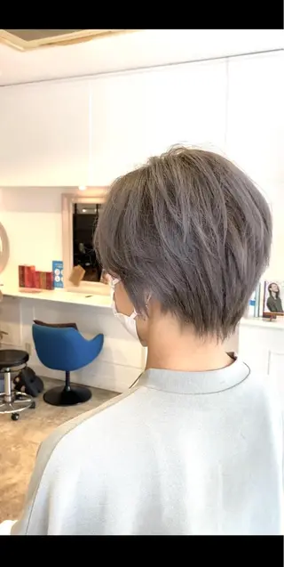 ショート カラー 谷合 貴志のヘアスタイル
