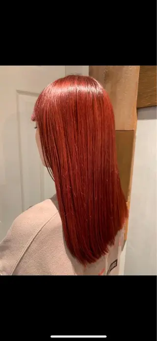 ミディアム カラー ナカムラ イヅミのヘアスタイル