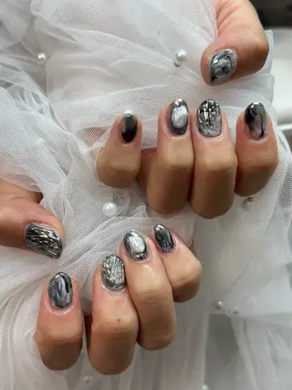 ネイル 三本 綾奈のネイルデザイン