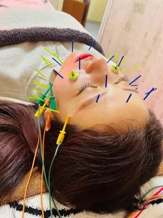 美容鍼灸サロン mahoroba院長のエステ・リラクイメージ