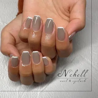 ネイル Nailist Aoiのネイルデザイン