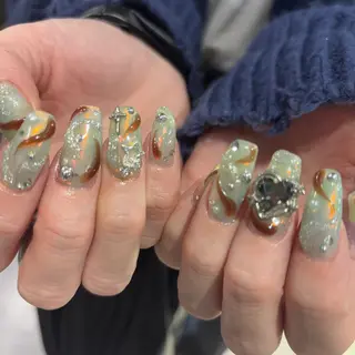 ネイル 栗田 ゆう子のネイルデザイン