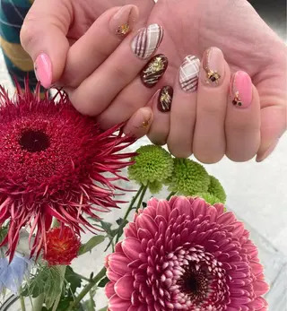 ネイル 12 designのネイルデザイン