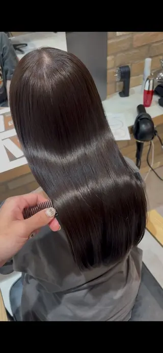 ロング ハイトーン/レイヤー /メンズパーマのヘアスタイル