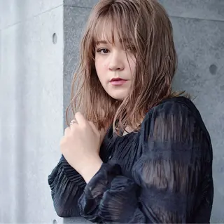 セミロング カラー SALOWIN武蔵小杉所属・クスノキ ヤスタカのヘアスタイル