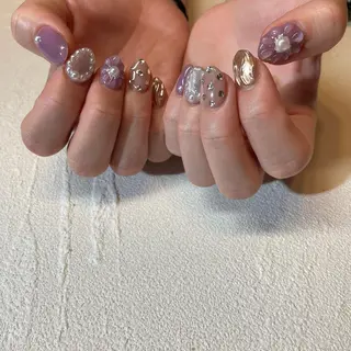 ネイル Aleum所属・Nail Salon Aleumのネイルデザイン