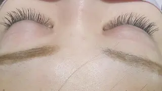 マツエク・マツパ Salon de dahan所属・SALON DE DAHANのネイルデザイン