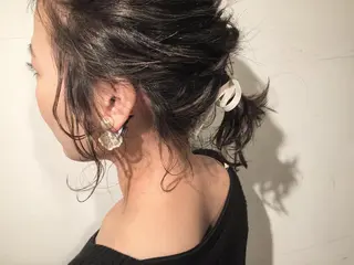ミディアム カラー ヘアアレンジ ツキノキ ミナのヘアスタイル