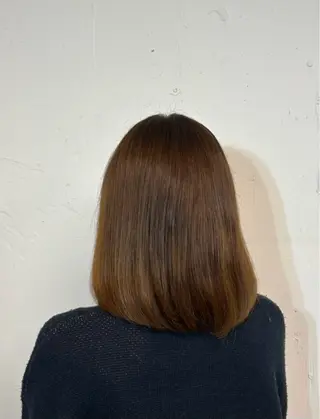 カラー 直木 絵美のヘアスタイル