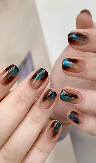 ネイル ラッキーネイルサロン西川口東口店所属・山田 由奈のネイルデザイン