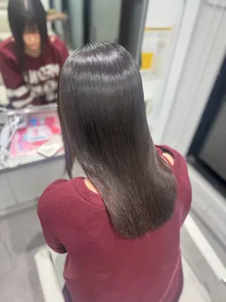 セミロング 🕯コバ/レイヤー/ 美髪縮毛🕯のヘアスタイル