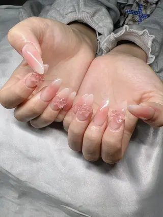 ネイル Lee Nailsのネイルデザイン