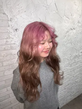 セミロング 縮毛•ハイトーン ・着付け Runaのヘアスタイル