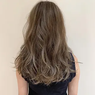 ロング 佐渡 慎吾のヘアスタイル