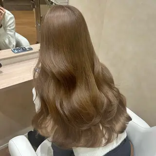 ロング カラー FRAME+なんば駅前店所属・砂野 真璃奈のヘアスタイル