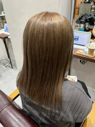 カラー 佐藤 香苗のヘアスタイル