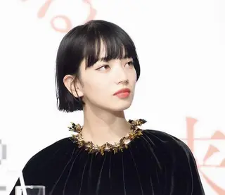 莉乃/縮毛矯正/髪質 改善/艶カラーのヘアスタイル