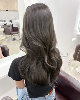 ロング カラー 新宿/韓国ヘア/ 髪質改善ストレートのヘアスタイル