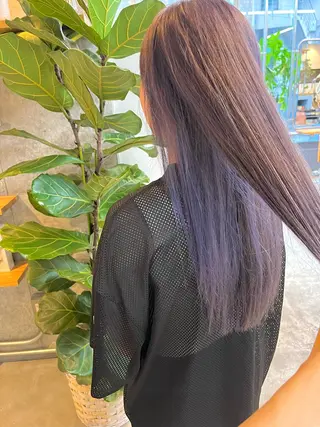 ロング カラー ハイトーンカラ ー/小川のヘアスタイル