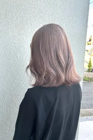 ミディアム カラー 今田 飛奈のヘアスタイル