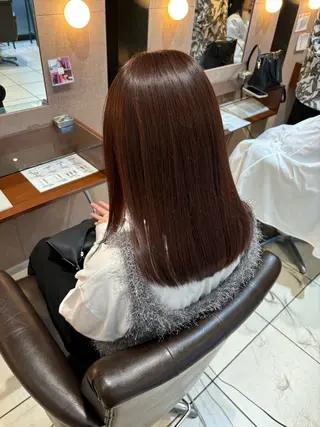 セミロング 伊藤 杏奈のヘアスタイル