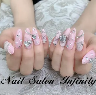 ネイル Infinity インフィニティーのネイルデザイン