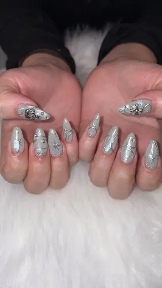 ネイル 👽個性派ネイル🎀 komachiのマツエク・マツパデザイン