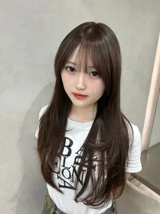 カラー Lond mare所属・あ い か 🎀 レイヤーカットのヘアスタイル