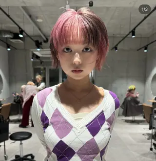 ショート udaハイトーン /ボブ/レイヤーのヘアスタイル