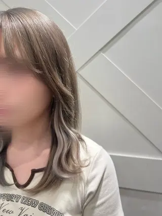 ミディアム しゅり/韓国艶カラー 🩶🫧エクステ🎀のヘアスタイル