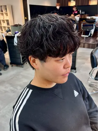 パーマ メンズ 男の理想を叶える🔥 メンズパーマ特化｜関のヘアスタイル