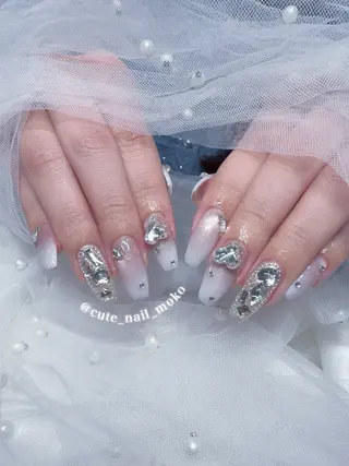 ネイル GO TODAY SHAiRE SALON原宿 Liber所属・️🫧もこ 艶感ネイル🫧のネイルデザイン