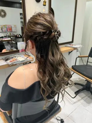 ロング ヘアアレンジ 川畑 陽奈のヘアスタイル