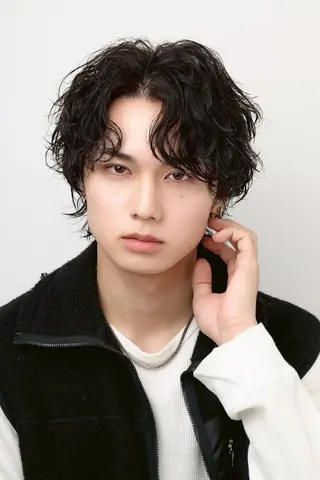 メンズ 札幌メンズヘア⚡️ パーマ職人のヘアスタイル