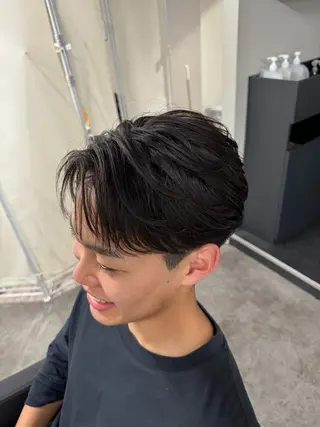 パーマ メンズ 立川韓国メンズヘア ニュアンスパーマ安井のヘアスタイル