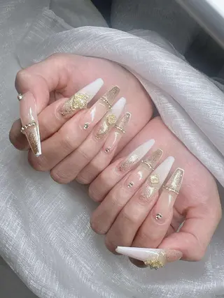 ネイル Lee Nailsのネイルデザイン