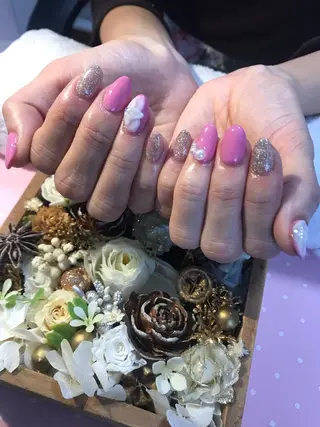 ネイル 吉岡 裕子のネイルデザイン