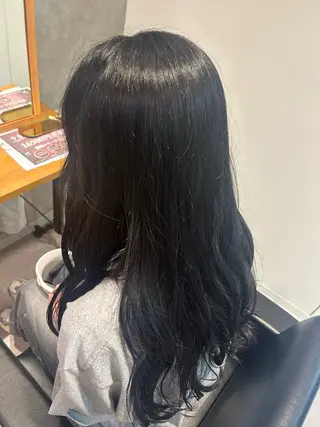ロング カラー 針池 和楽のヘアスタイル
