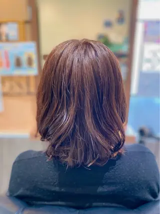 ミディアム パーマ 横手 亜紀のヘアスタイル