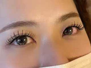 マツエク・マツパ eyelash LAB Lien所属・Lien山田 芽吹のマツエク・マツパデザイン