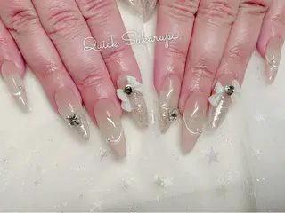 ネイル Quick Sukarupu 新宿店所属・澤田 あれのネイルデザイン