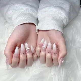 ネイル 石王 美羽のネイルデザイン