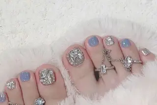 ネイル フィルイン、長さ出し 深爪矯正のネイルデザイン