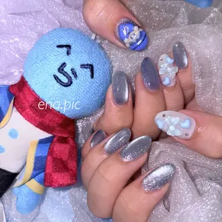 ネイル toyvenail 🖤enaのネイルデザイン