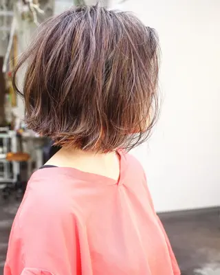 ショート カラー ヘアアレンジ Mariana/ 鶴原-ハイライトのヘアスタイル